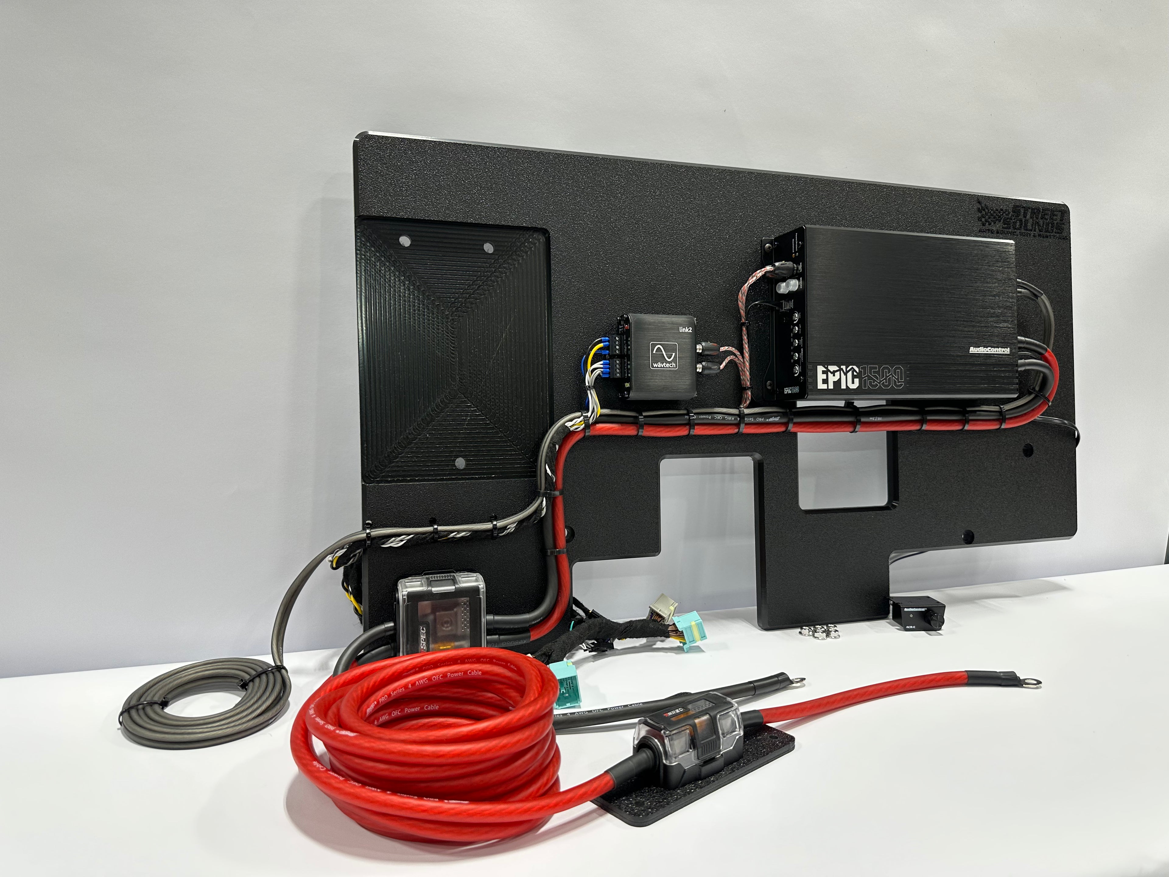 GM - Showcase Wired Sub Amp Package