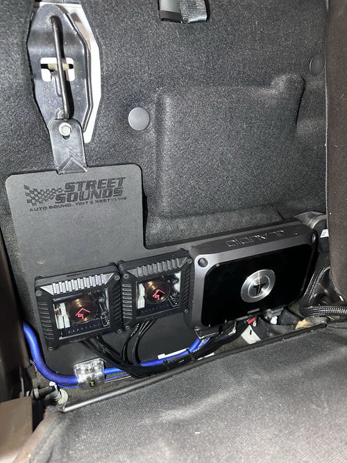 Ford F-150 / Super Duty passenger-side half amp rack